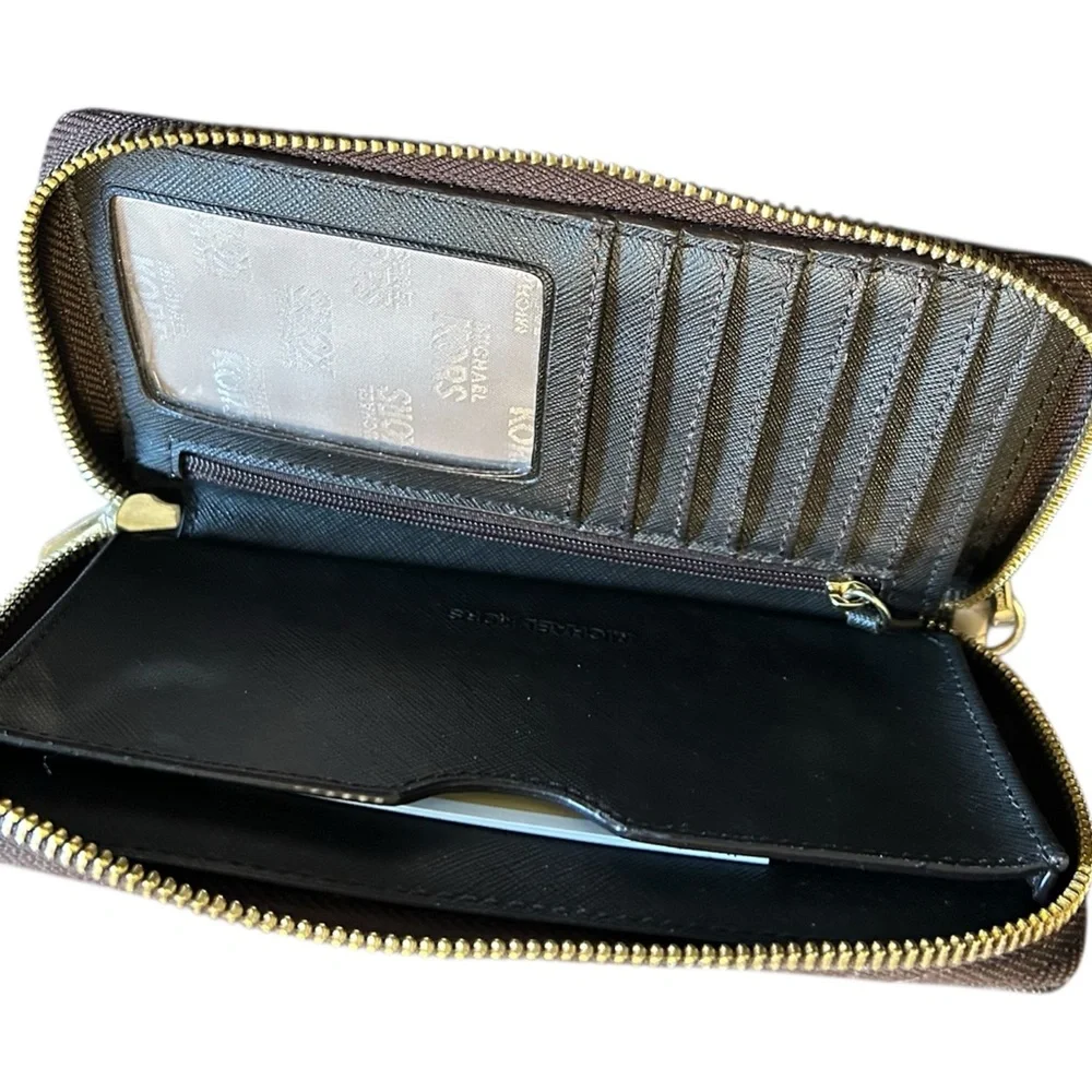 NWOT Michael Kors Brown MK Logo Wristlet Wallet
